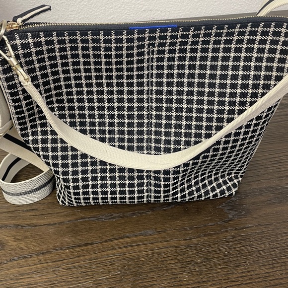 Rothy’s bucket bag - Picture 10 of 11